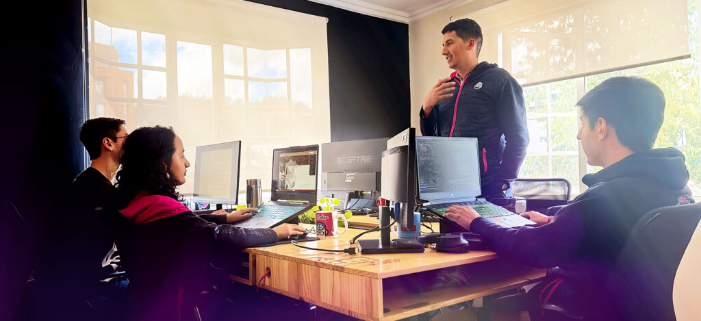 mcmtech equipo de outsourcing